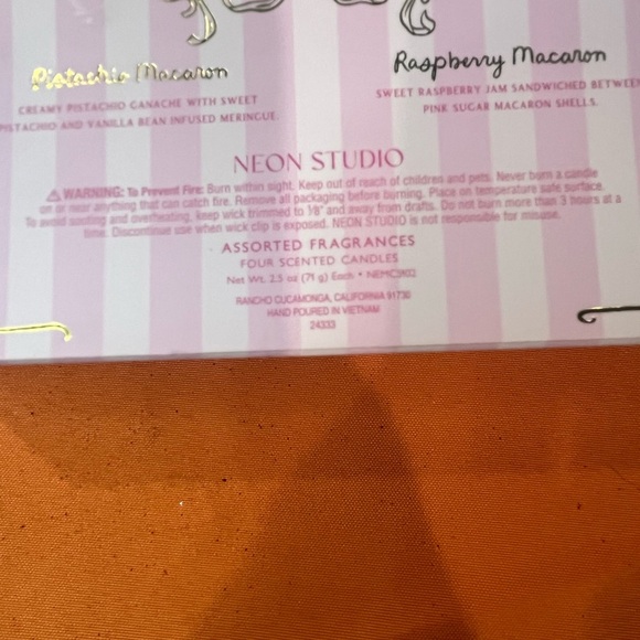 Scented Candle Set - Pink, Green, Blue, White - Picture 12 of 16